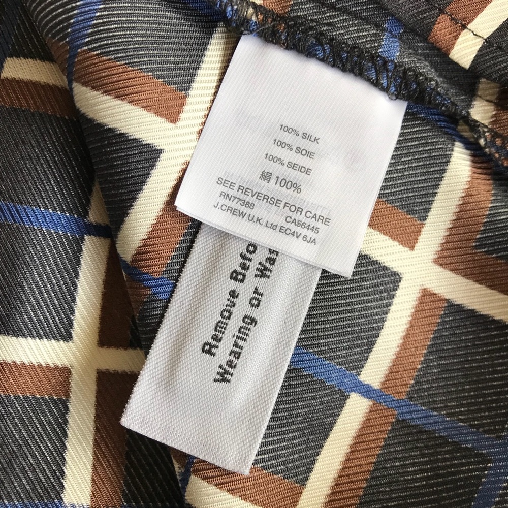 🚫SOLD🚫 NWT J. Crew Silk V-Neck Windowpane Top - Picture 8 of 8